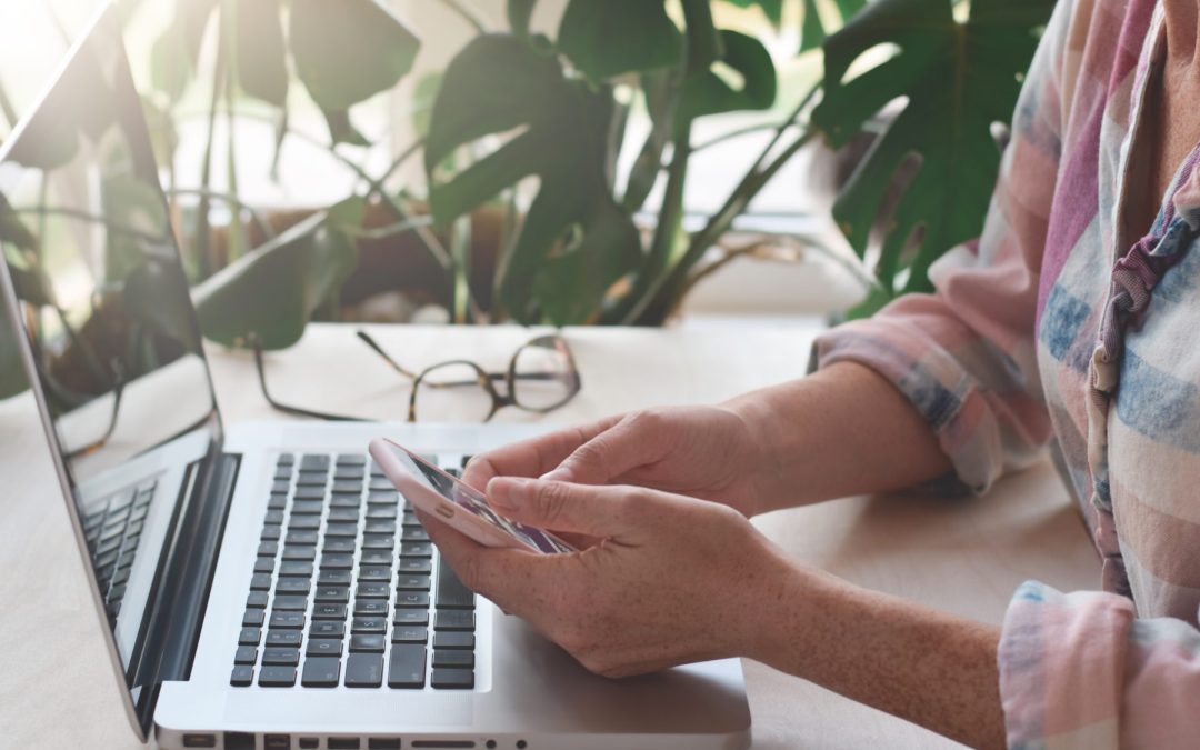 Self Service Knowledge: Enabling Customers to Help Themselves Without Giving Up Control