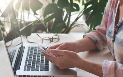 Self Service Knowledge: Enabling Customers to Help Themselves Without Giving Up Control